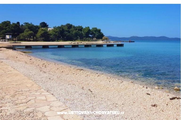 Apartmaji Zara by the sea – foto 8