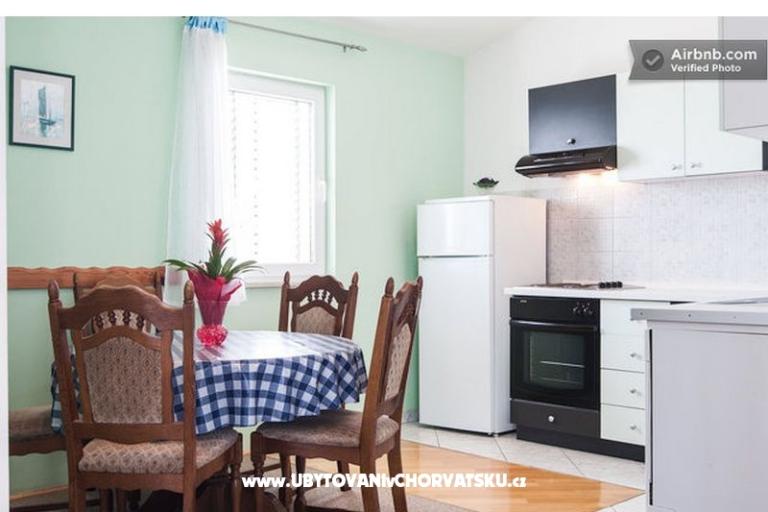 Luton Apartmaji – foto 13