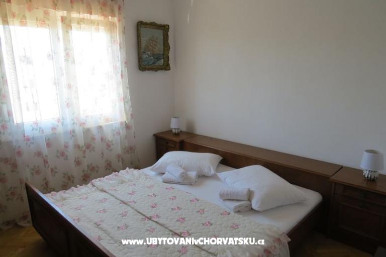 Apartmaji Nella – foto 10