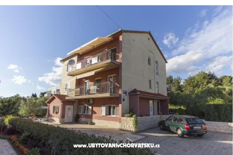 Apartmaji Nella – foto 15