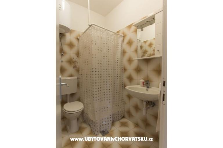 Apartmaji Nella – foto 5
