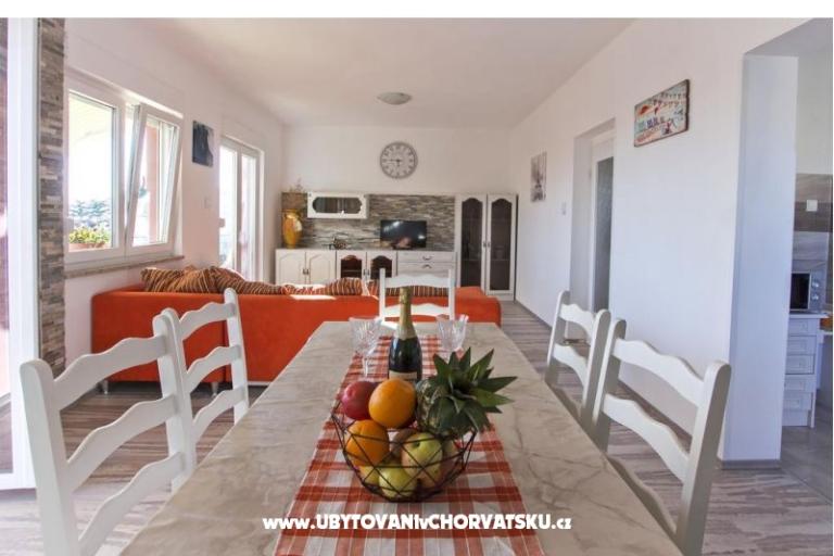 Apartmaji Nella – foto 6
