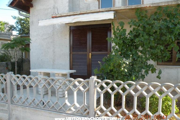 Studio Apartma Karin Gornji – foto 2