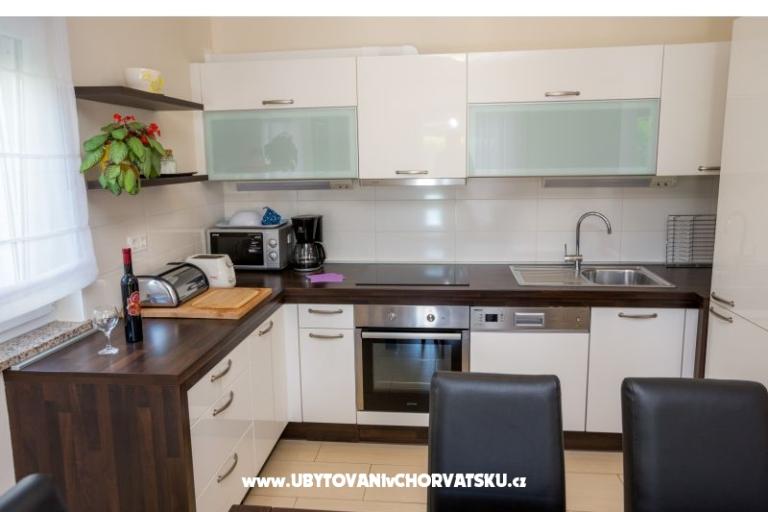 Apartma z bazenom ViGo – foto 6