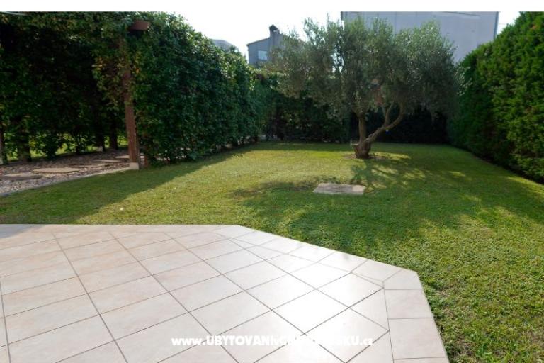 Apartmaji Villa Zaratina – foto 12