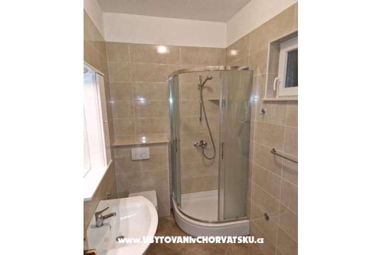Apartmaji Julijana Zaostrog – foto 19