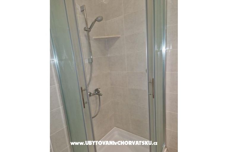 Apartmaji Julijana Zaostrog – foto 20