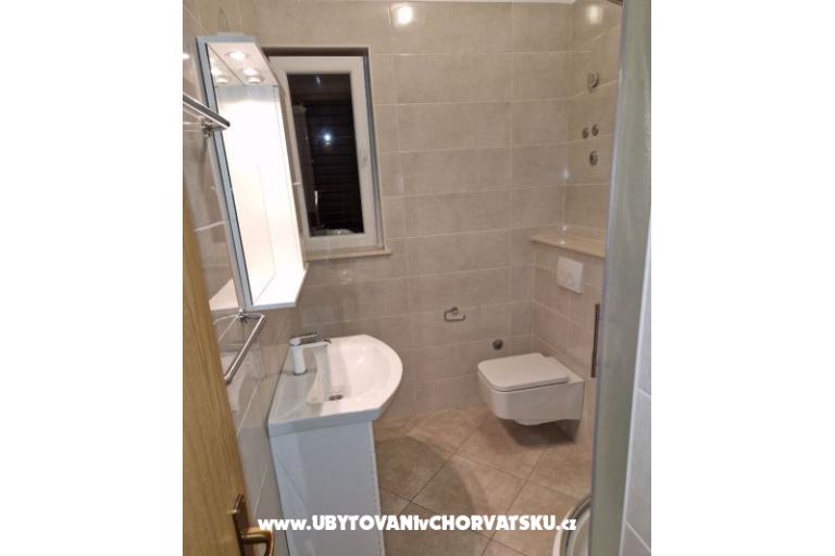 Apartmaji Julijana Zaostrog – foto 21