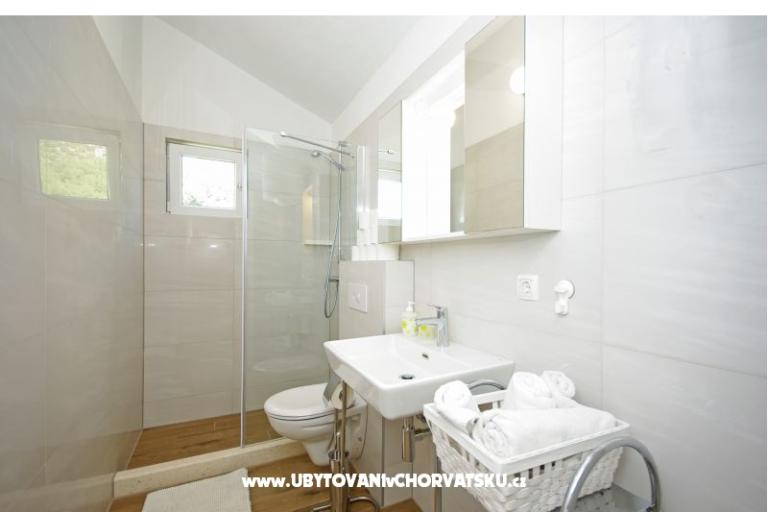 Strandhaus Dalmatien / Hiša Dado – foto 14