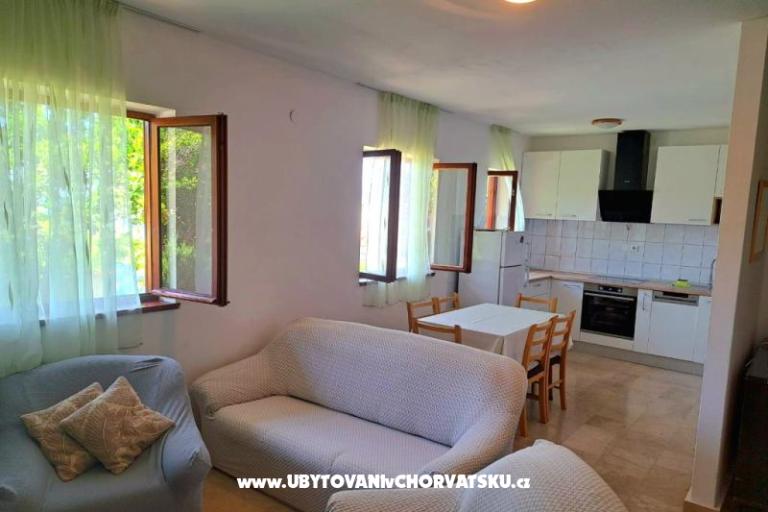 Počitniški dom Burmaz – foto 8