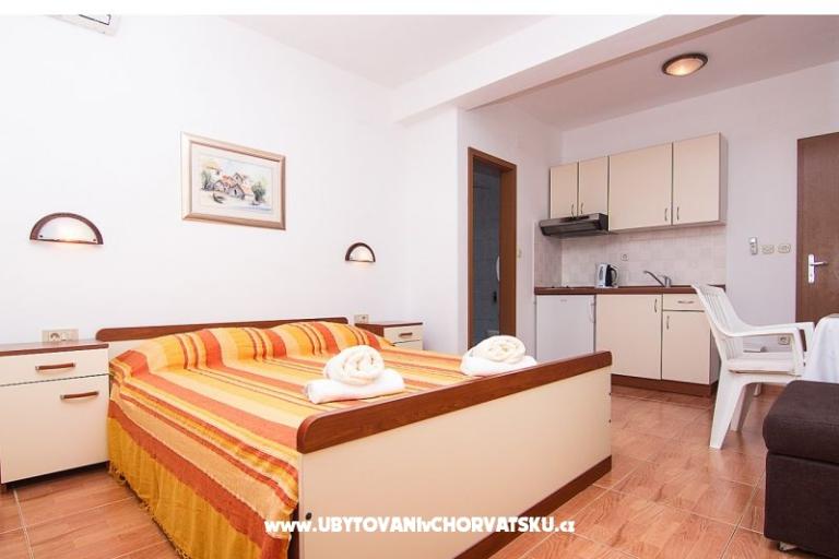 Apartmaji Adriana – foto 9