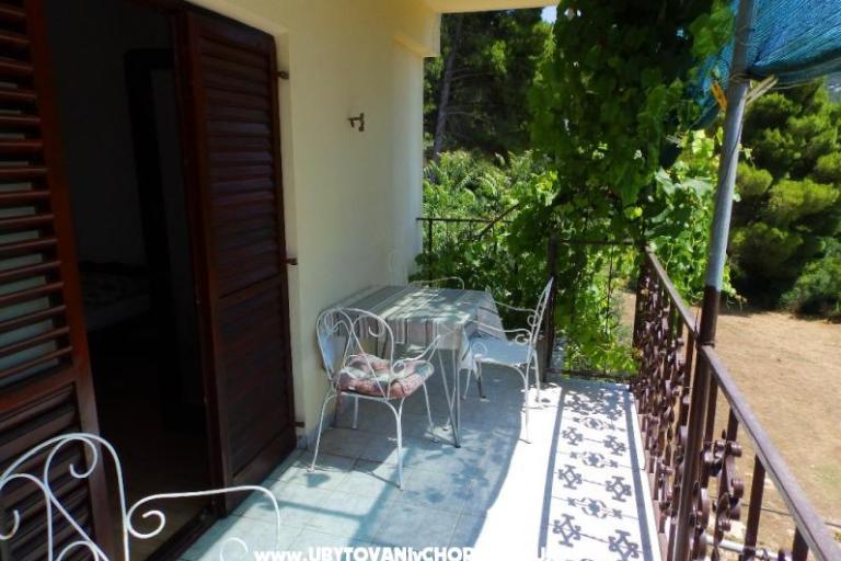 Apartmaji Dalmatin – foto 6