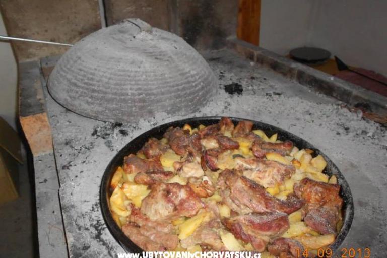 Apartmaji Dalmatin – foto 7