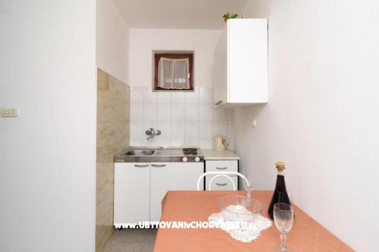 Apartmaji Dalmatin – foto 8